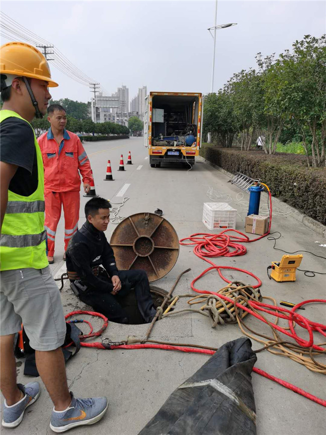 丁青翻衬法管道修复技术主要工序